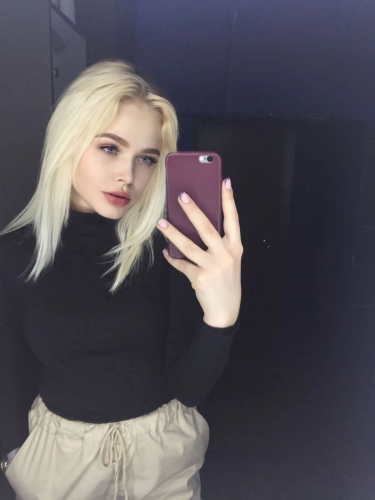 Проститутка Питерa Лариса +7(981)136-33-84