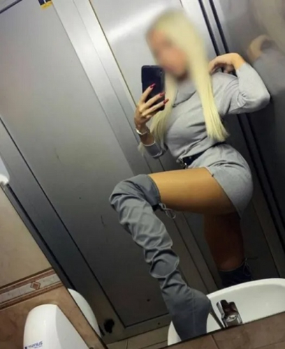 Проститутка Питера Яна Блондинка c 5 размером груди у метро Электросила Санкт-Петербург Фото-2